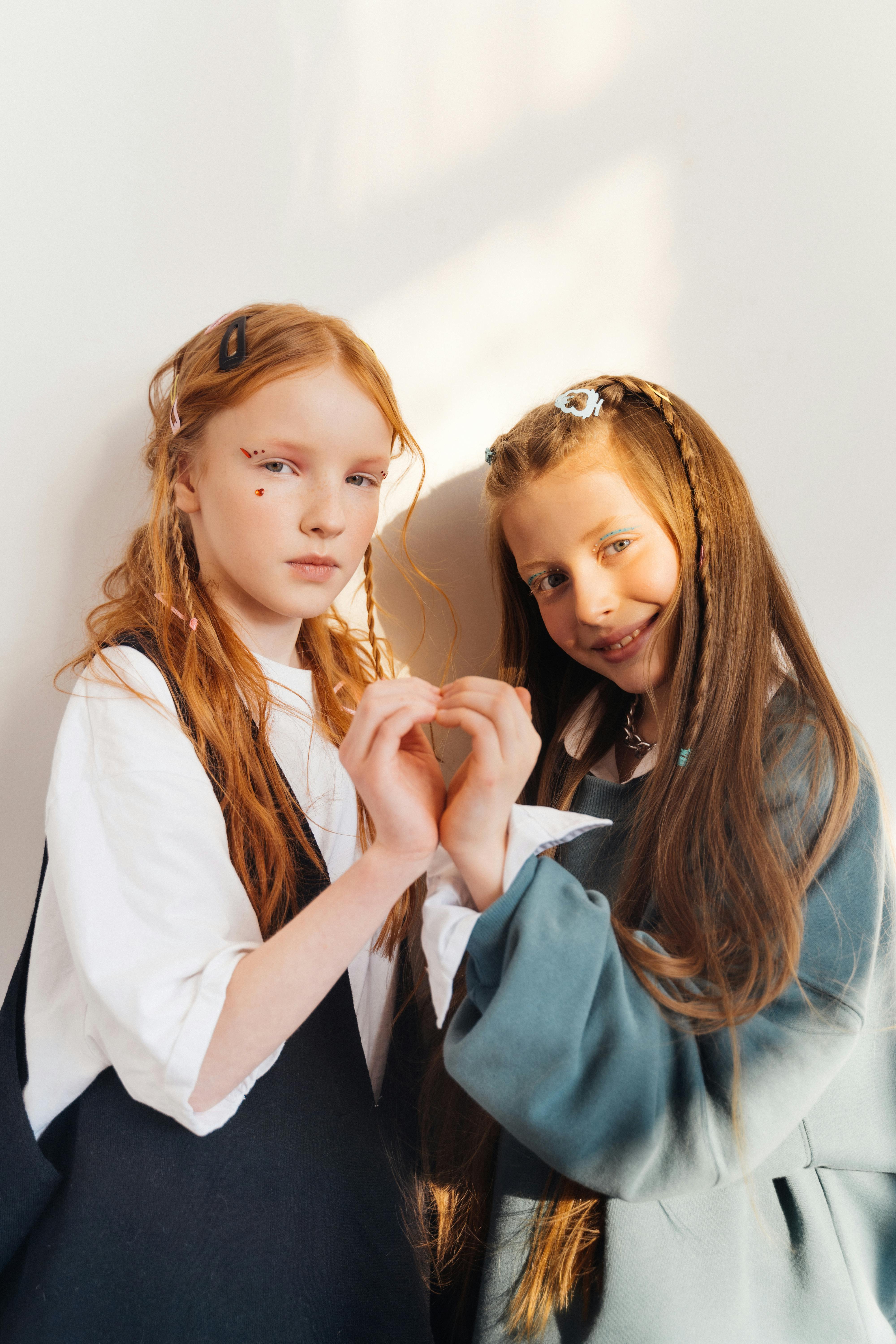 同类封面：Antoni Shkraba Studio 封面图